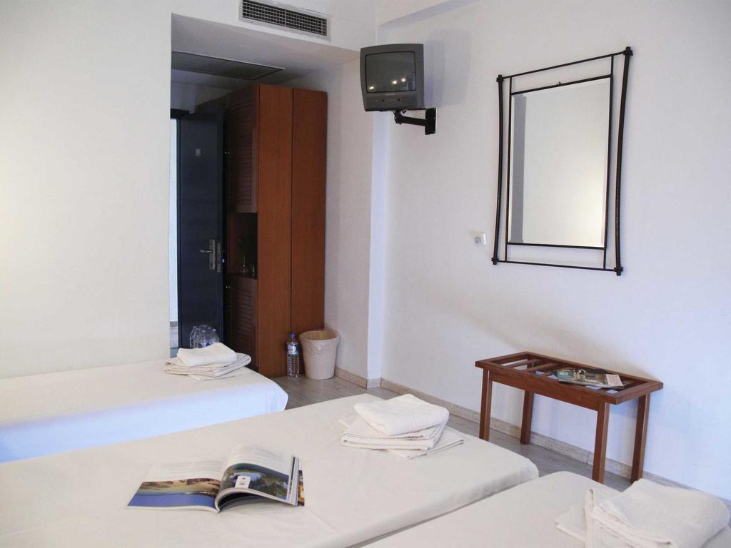 Hotel Azur Kriopigi Zimmer foto