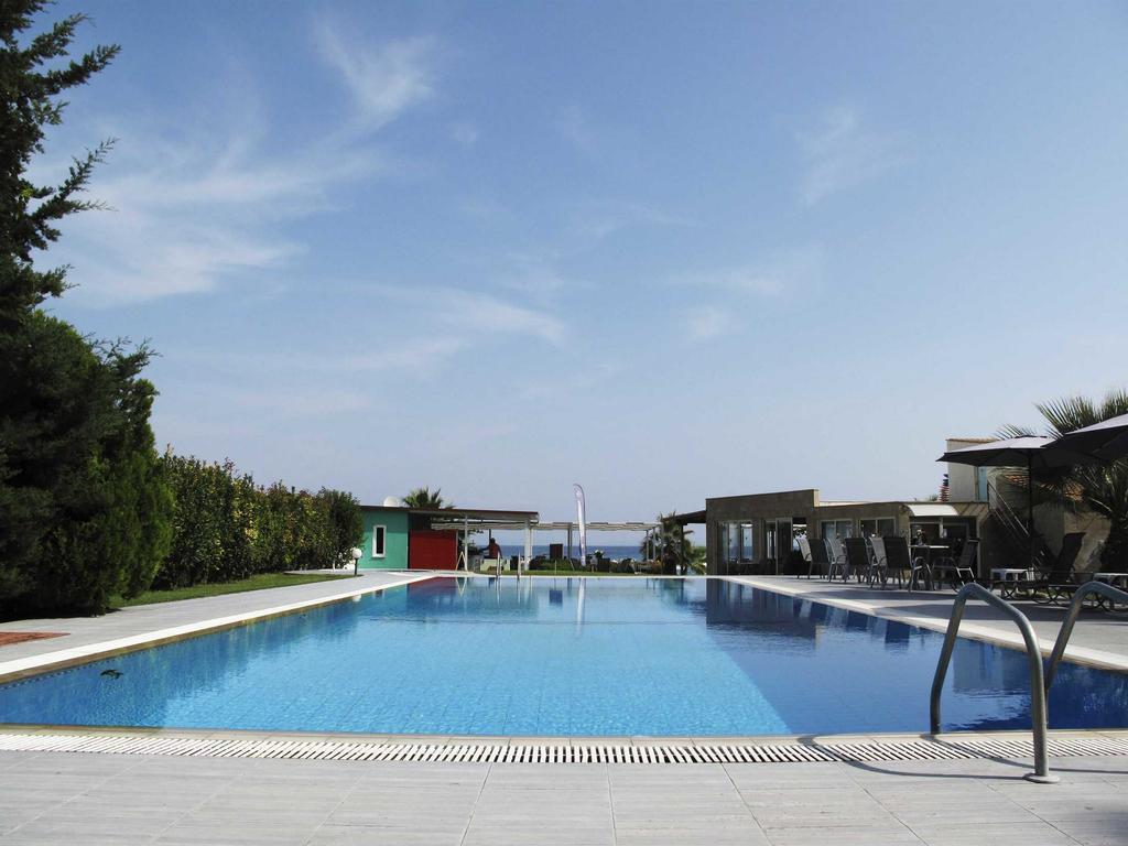 Hotel Azur Kriopigi Exterior foto